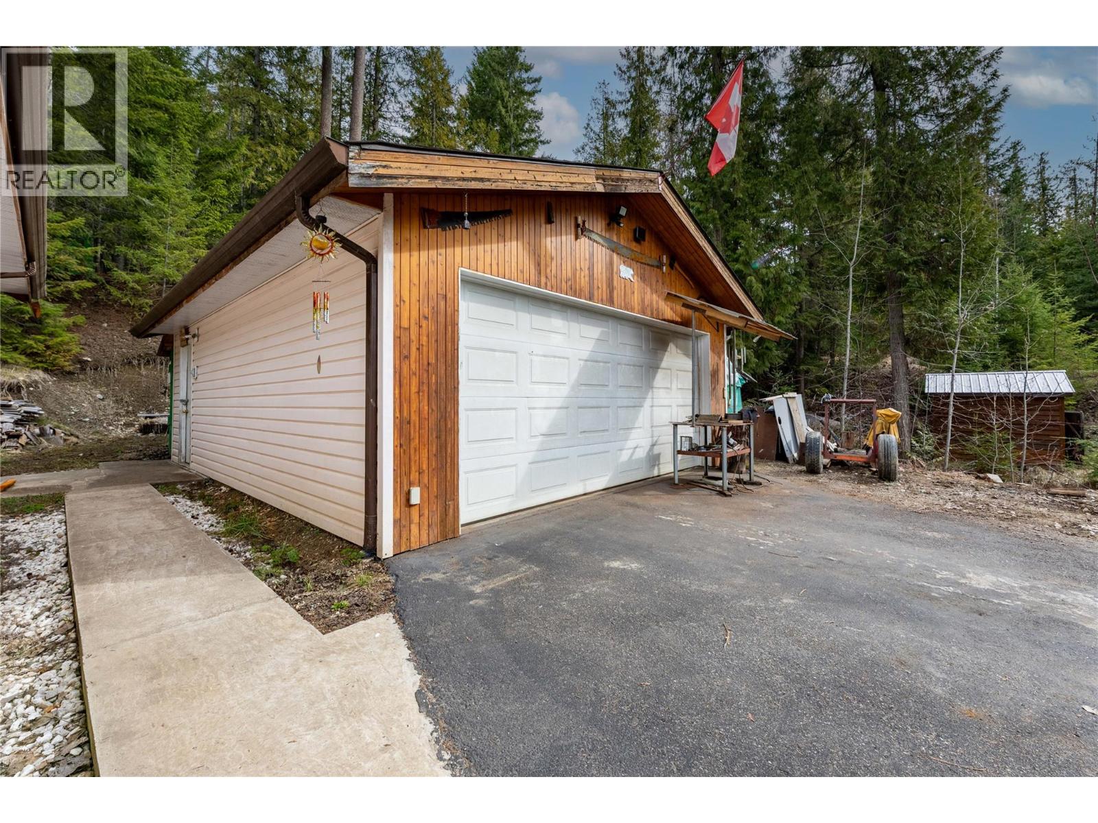 7241 ESTATE PLACE - 23