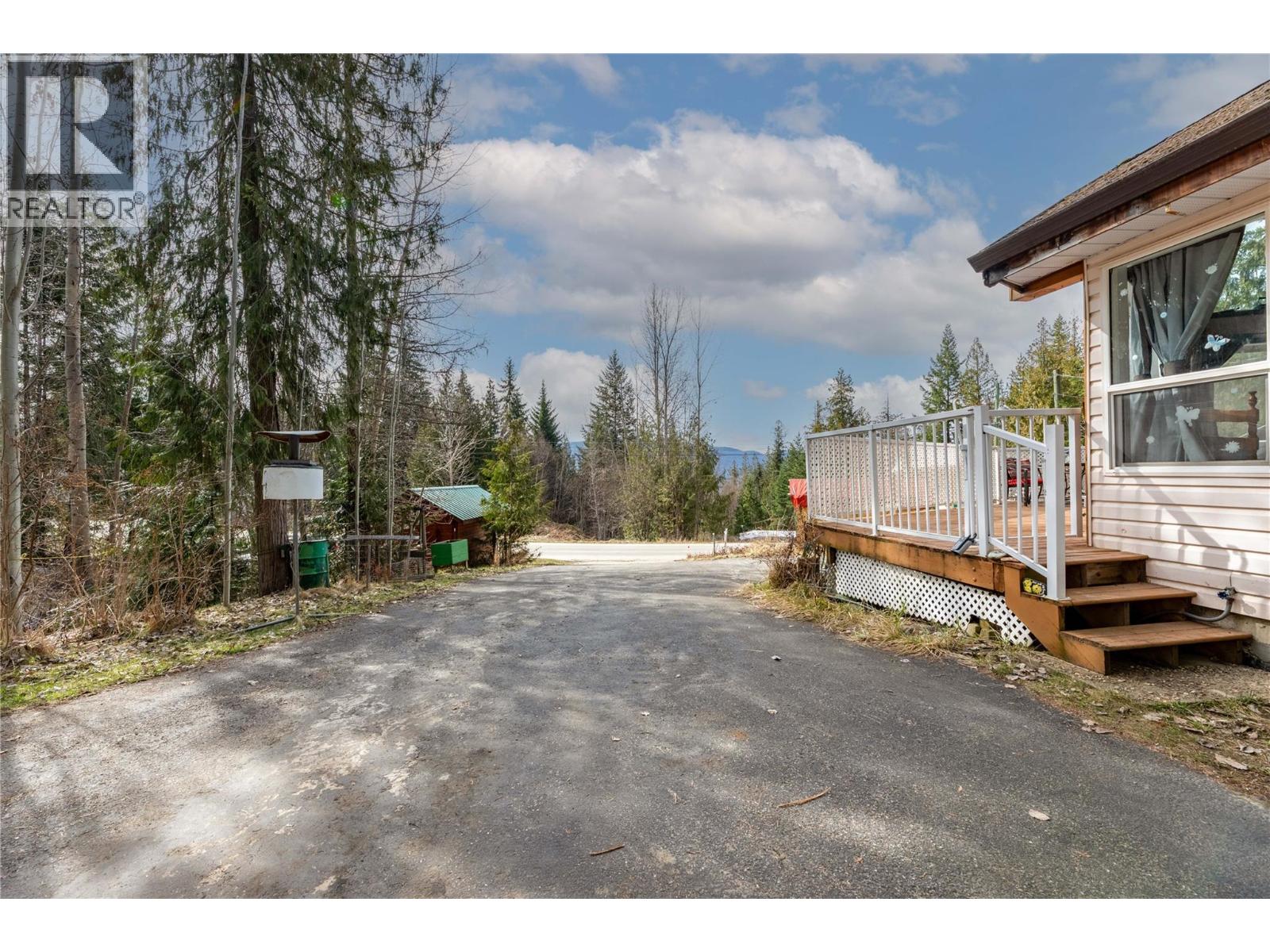 7241 ESTATE PLACE - 32