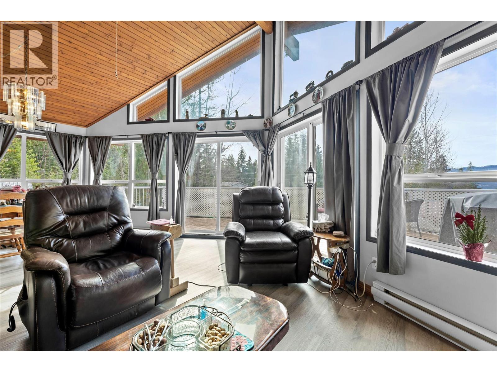 7241 ESTATE PLACE - 9