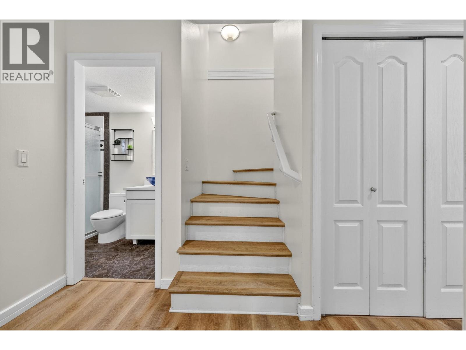 1965 Durnin Road Unit# 308, Kelowna