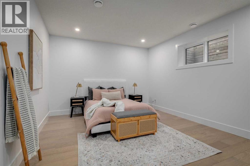 Single Family House for Sale in  Lane Crescent SW Lakeview Calgary 