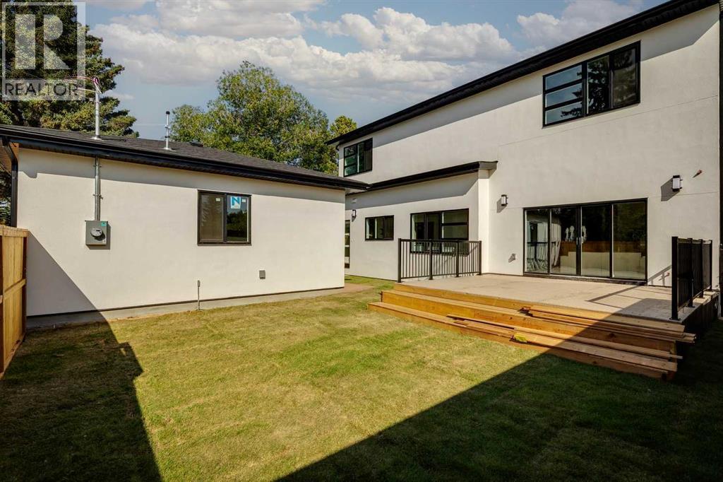 Single Family House for Sale in  Lane Crescent SW Lakeview Calgary 