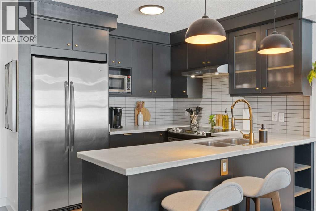 Single Family House for Sale in    Avenue SW South Calgary Calgary 