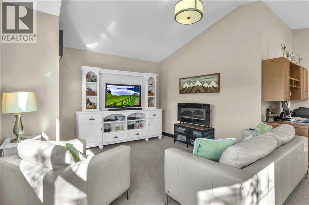 Single Family House for Sale in  Valley Pointe Way NW Valley Ridge Calgary 