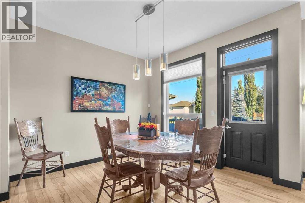 Single Family House for Sale in  Valley Pointe Way NW Valley Ridge Calgary 