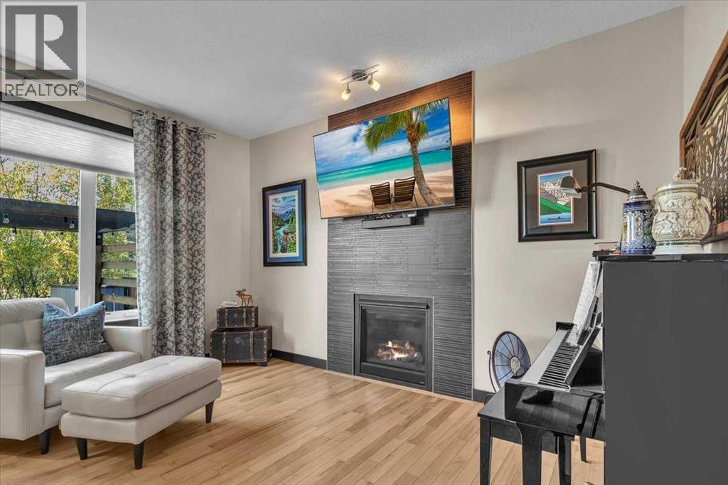 Single Family House for Sale in  Valley Pointe Way NW Valley Ridge Calgary 