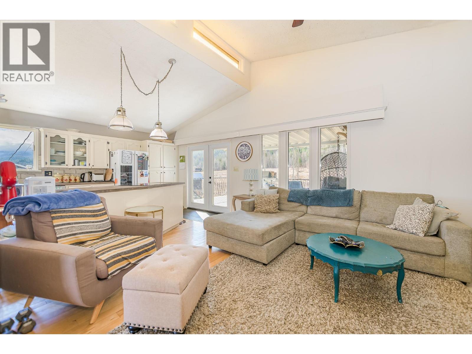 3668 Trinity Valley Road, Enderby