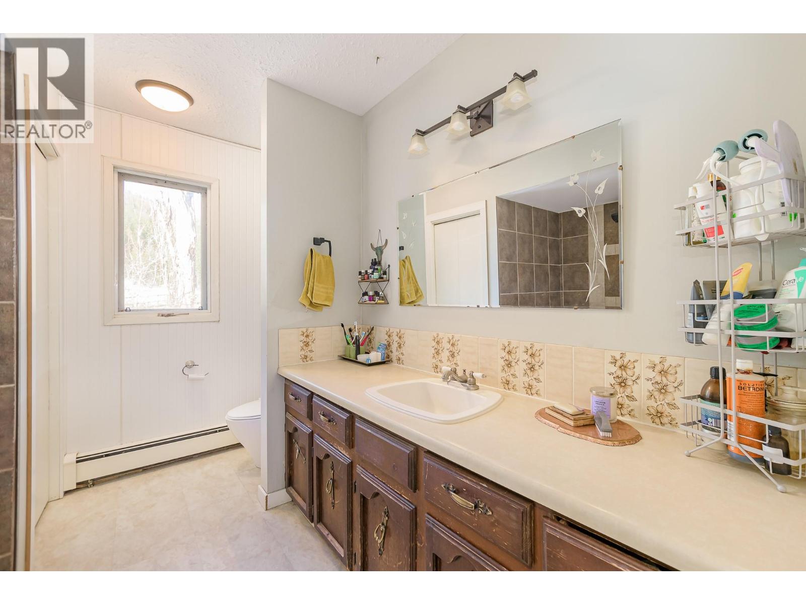 3668 Trinity Valley Road, Enderby