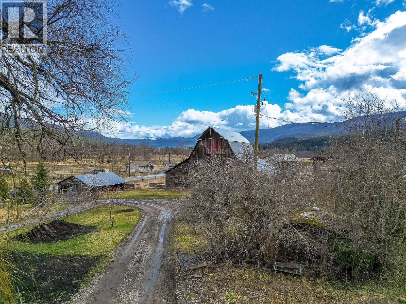 3668 Trinity Valley Road, Enderby