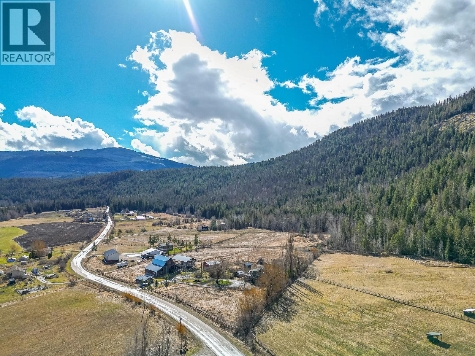 3668 Trinity Valley Road, Enderby