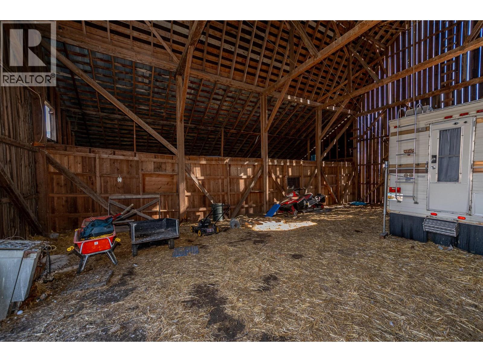 3668 Trinity Valley Road, Enderby