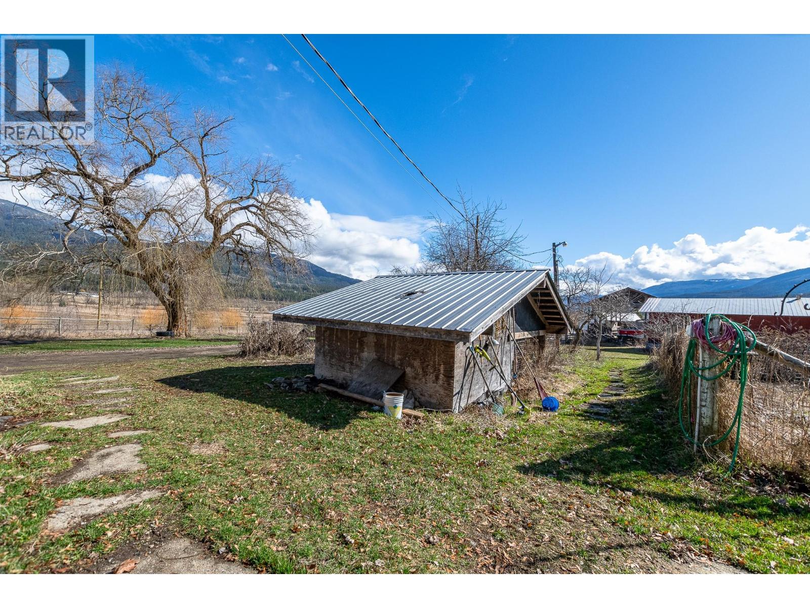 3668 Trinity Valley Road, Enderby