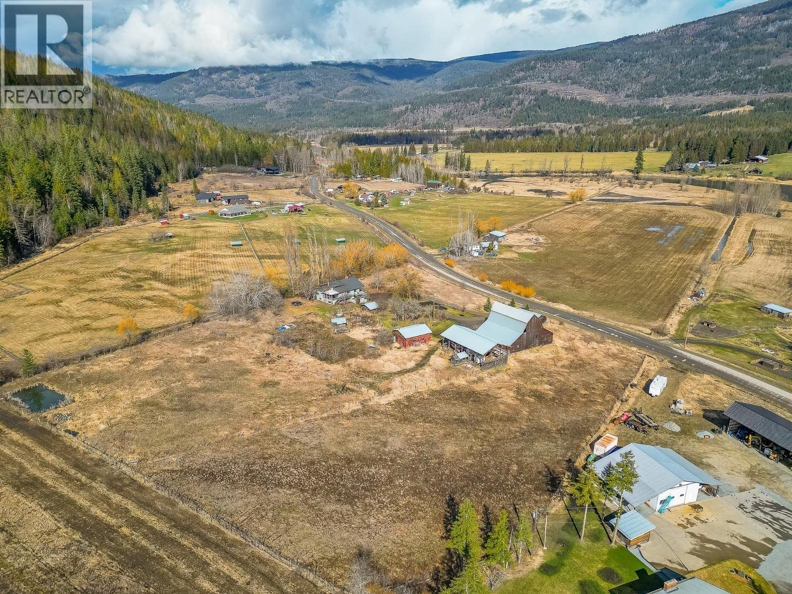 3668 Trinity Valley Road, Enderby