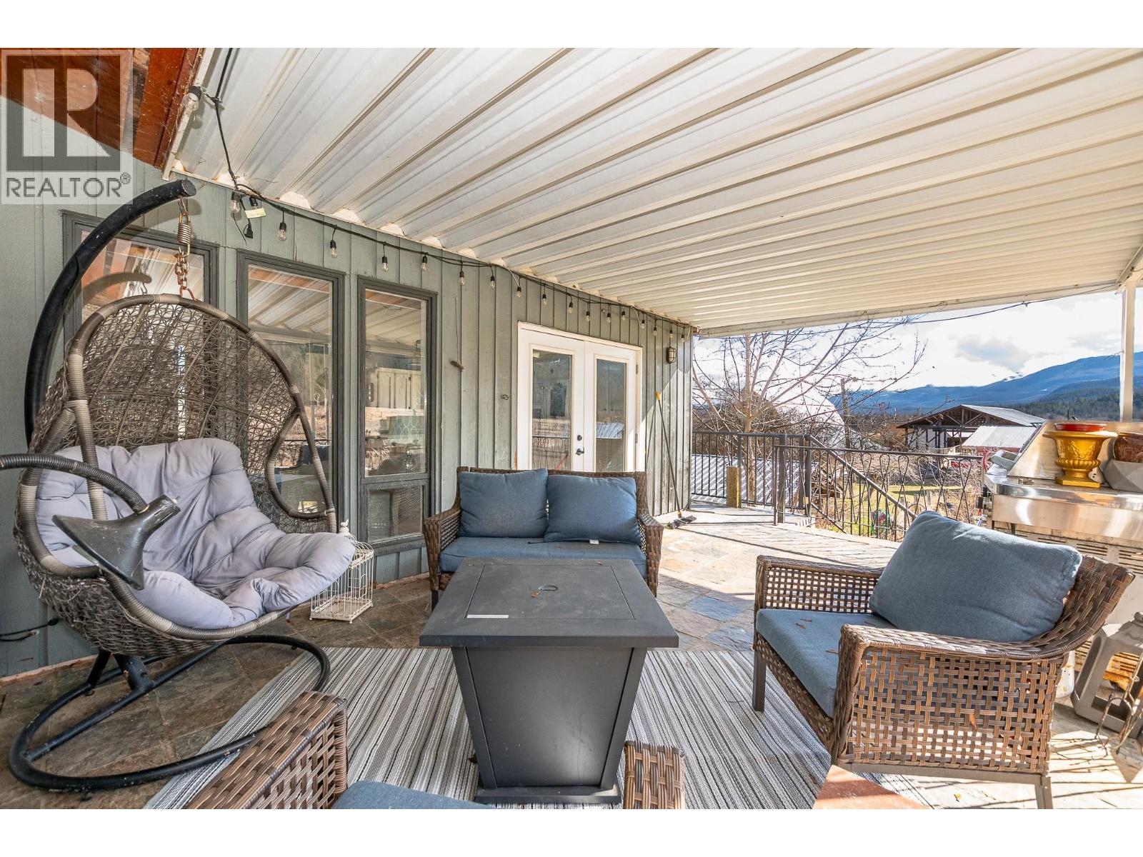 3668 Trinity Valley Road, Enderby