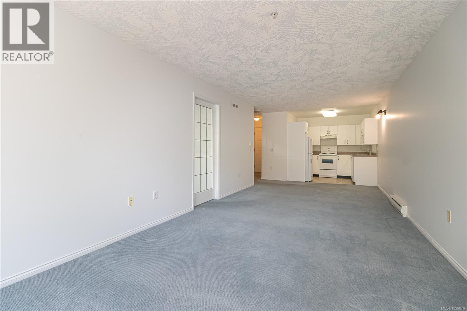 #202 1485 Garnet Rd - 16