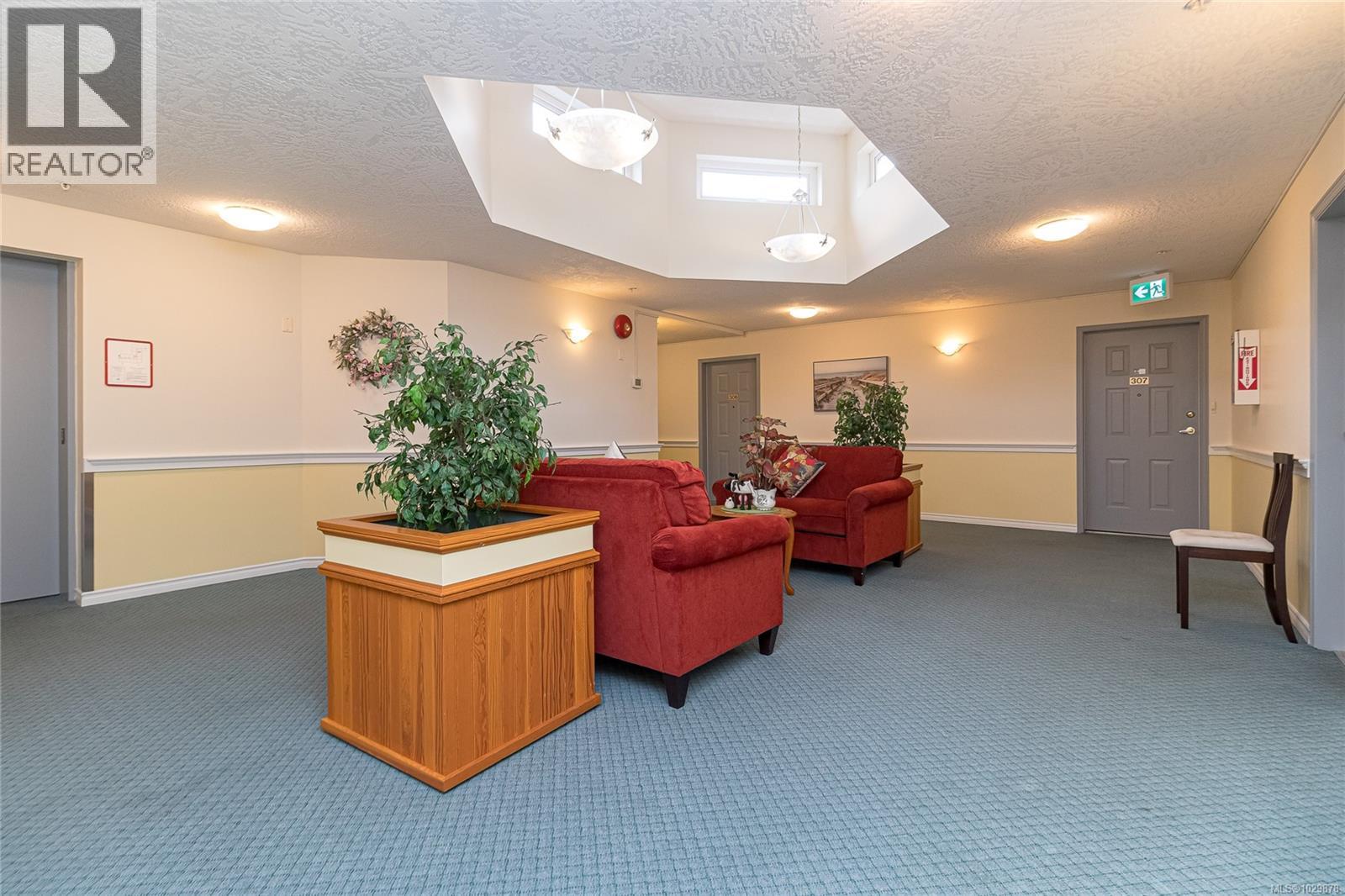 #202 1485 Garnet Rd - 30