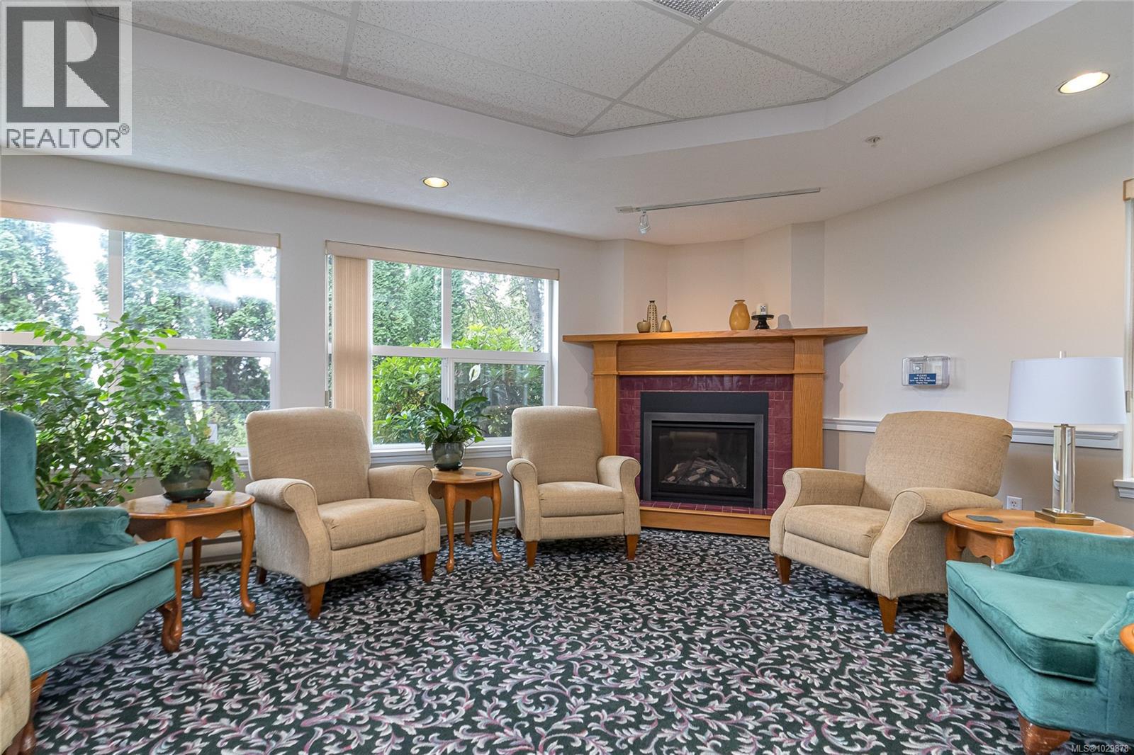 #202 1485 GARNET RD - 33