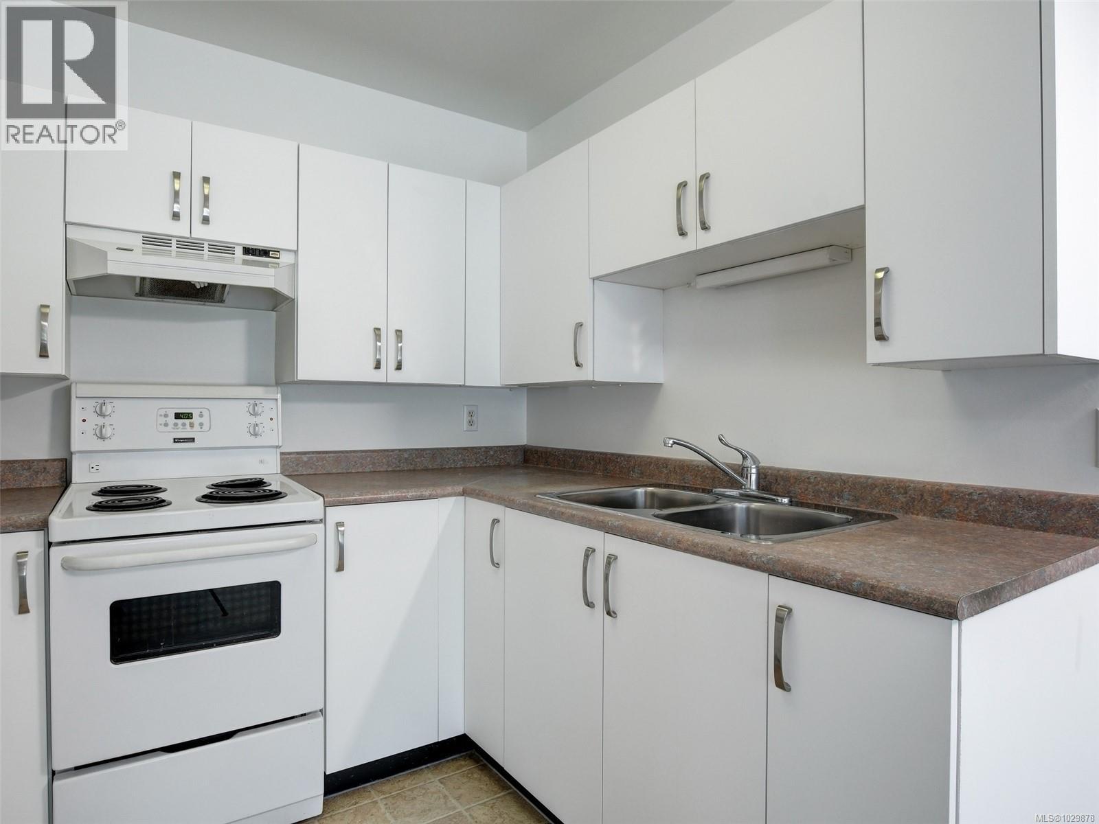 #202 1485 Garnet Rd - 7