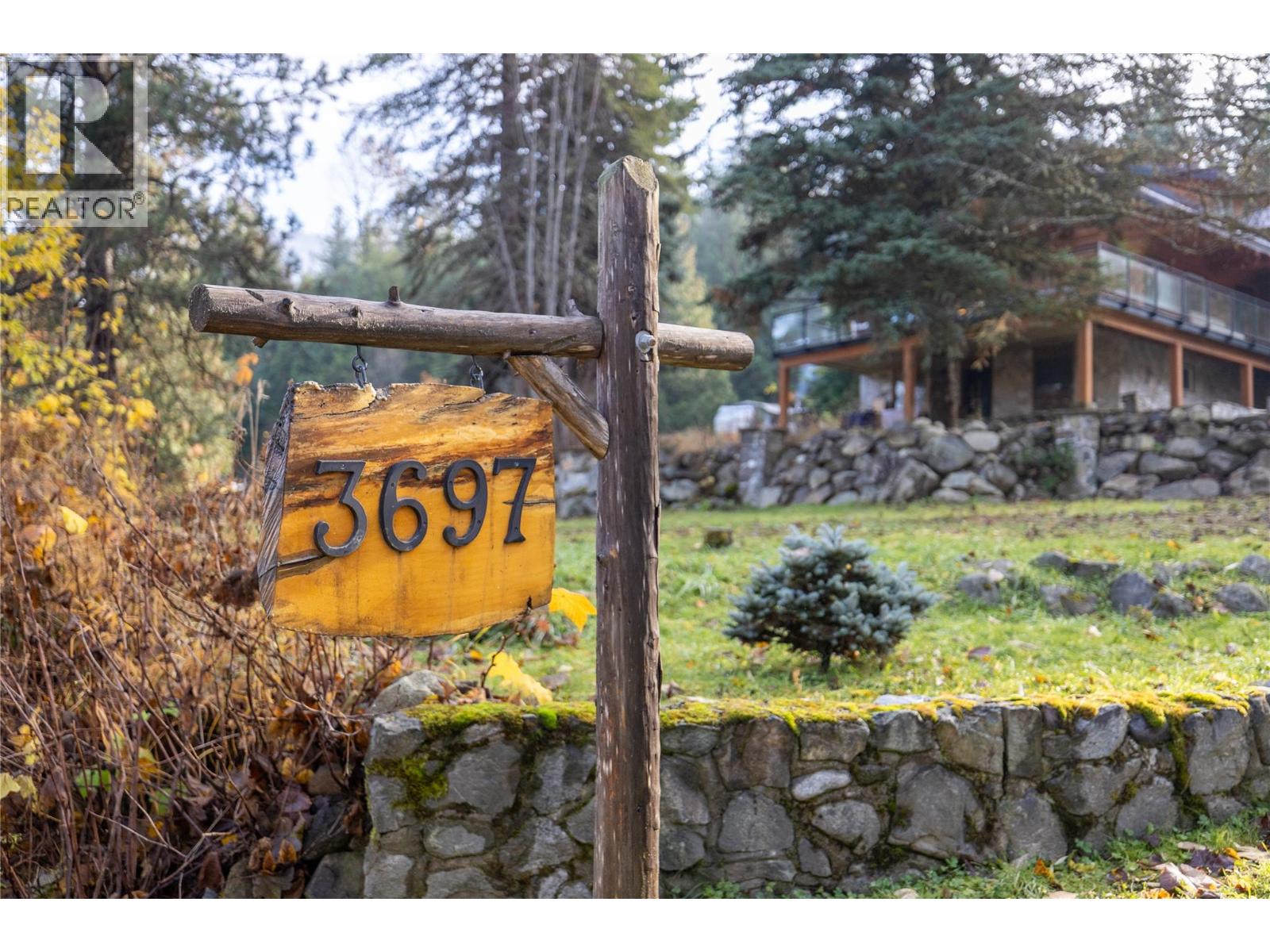 3697 Blewett Road, Nelson