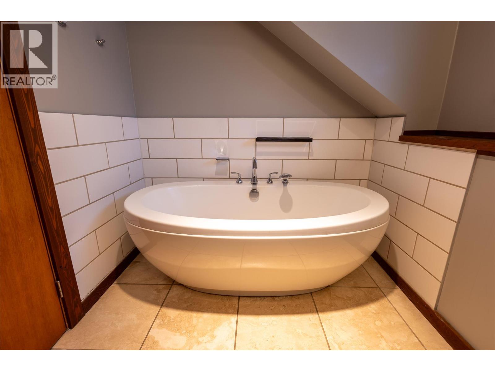 3697 Blewett Road, Nelson