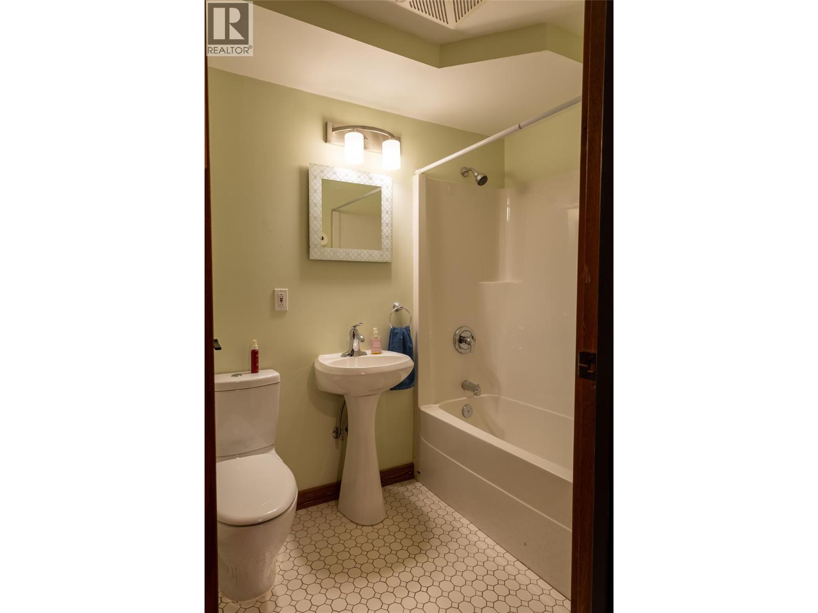 3697 Blewett Road, Nelson