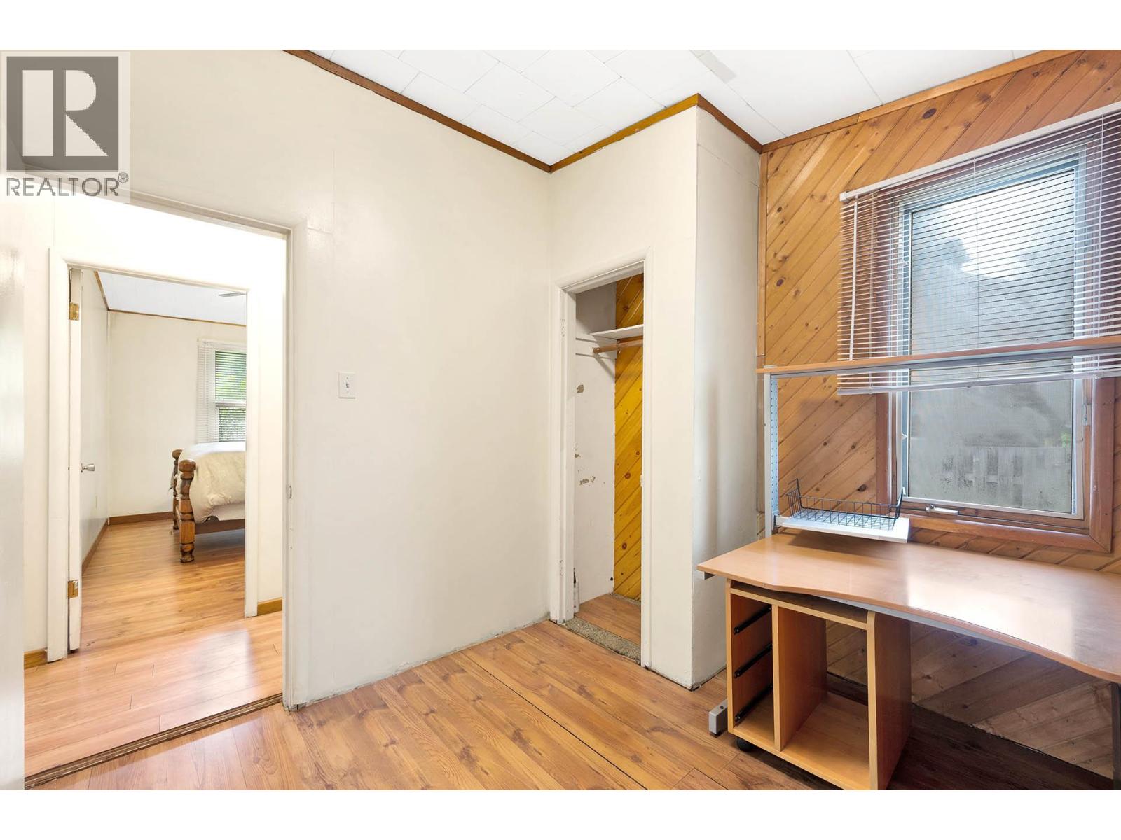  3782 River Drive, Blue River