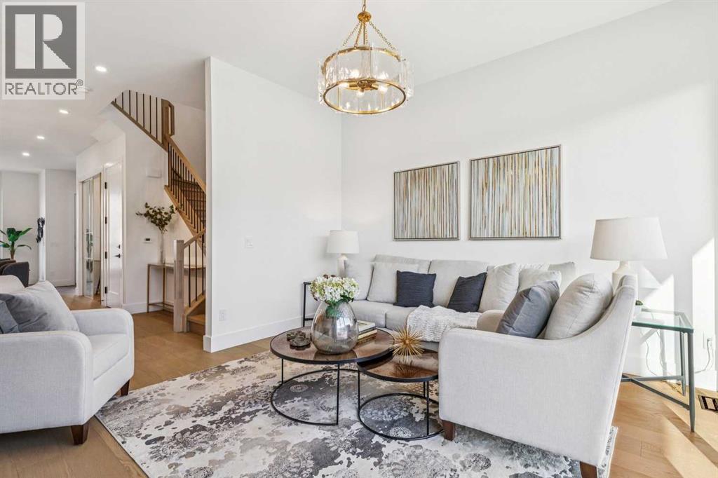 Single Family House for Sale in   Street SW Killarney/Glengarry Calgary 