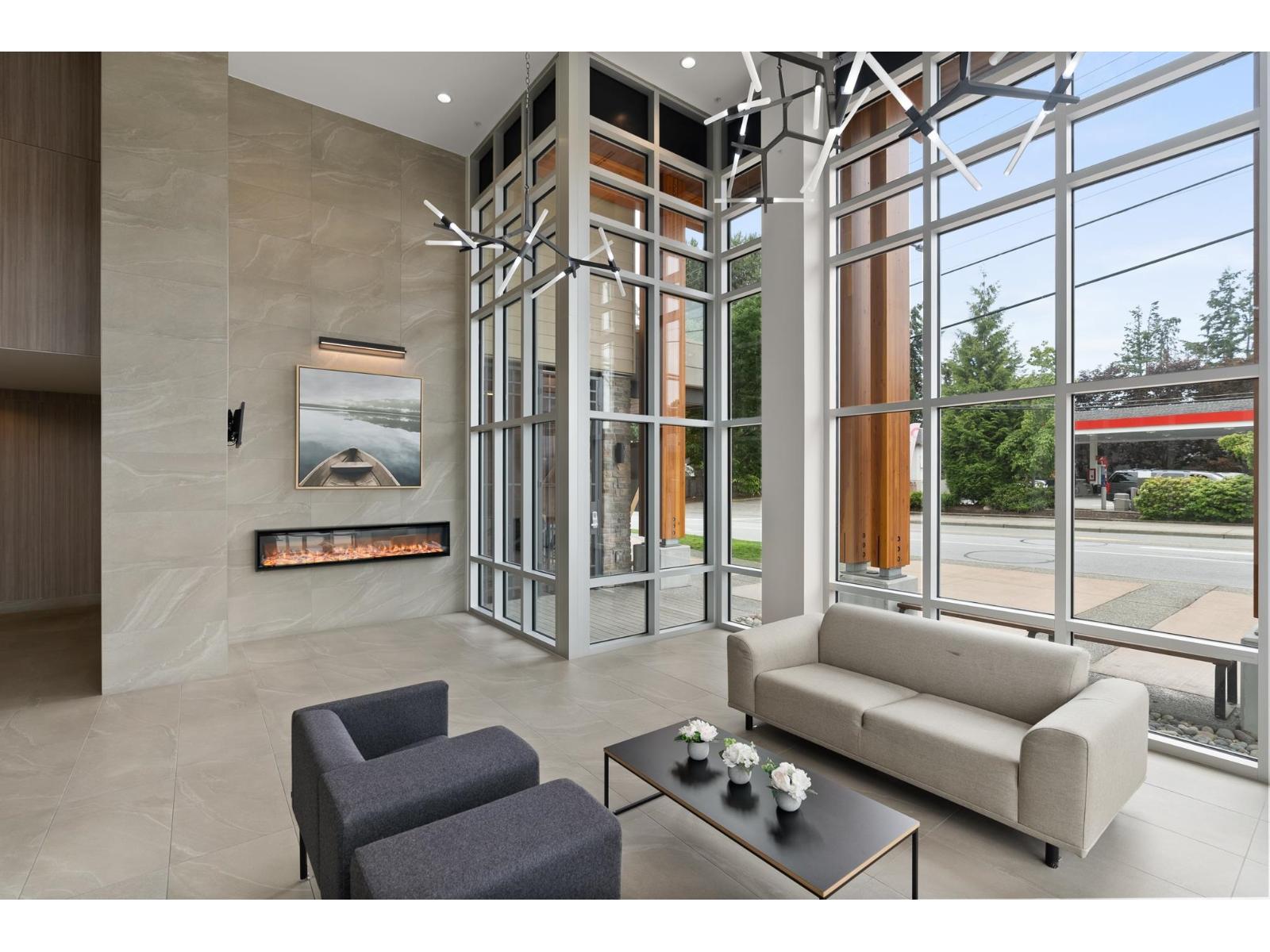 205 14022 NORTH BLUFF ROAD