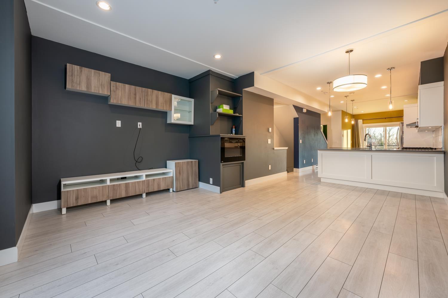 19 21150 76A Avenue - photo 2