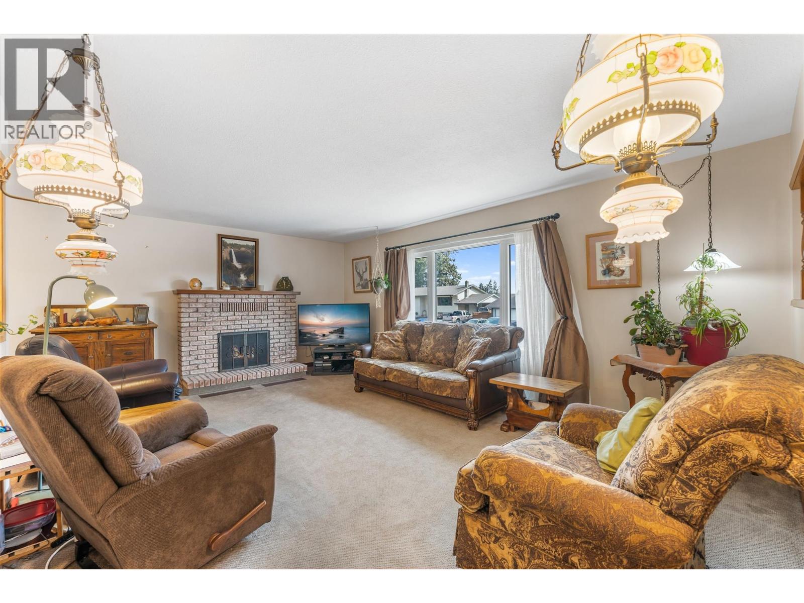 3430 Liard Court, West Kelowna