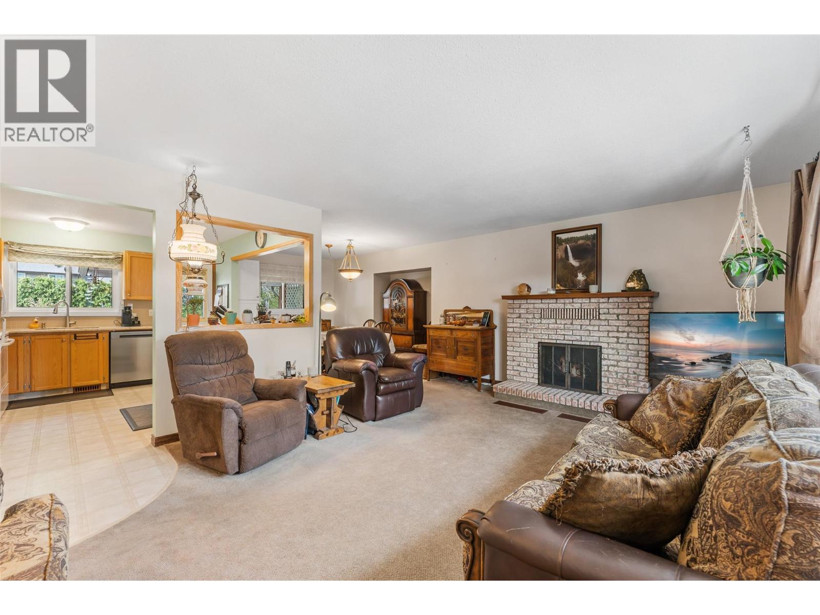 3430 Liard Court, West Kelowna