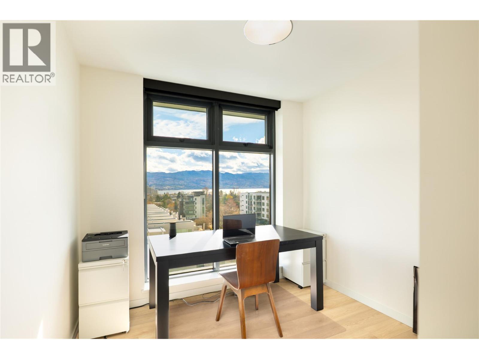 #805 485 Groves Avenue - 24