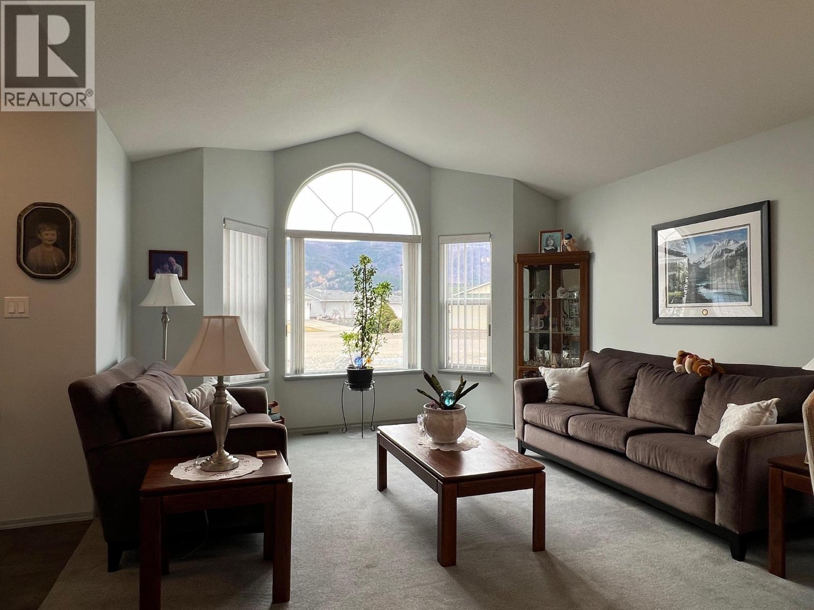 328 3rd Street, Vernon