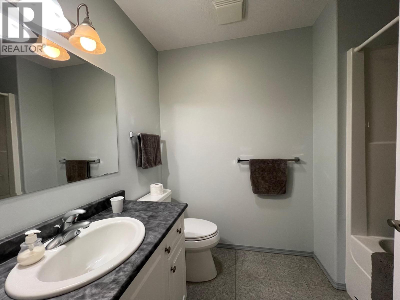 328 3rd Street, Vernon