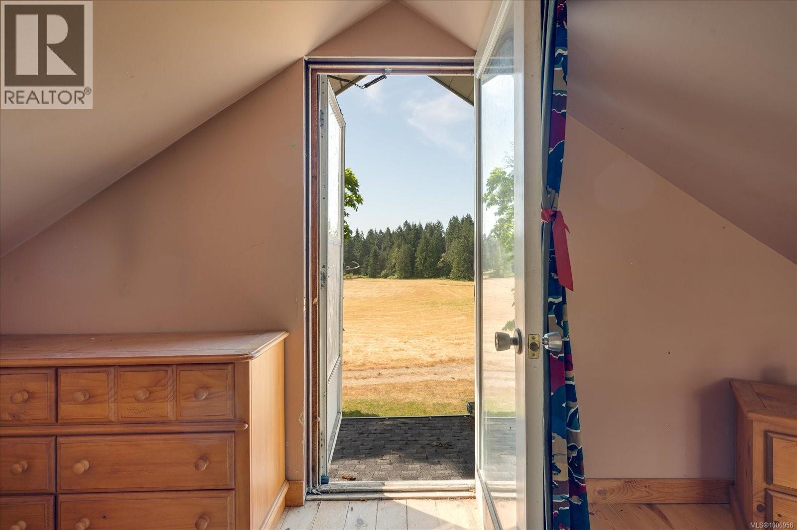 2375 HOLDEN CORSO RD - 23