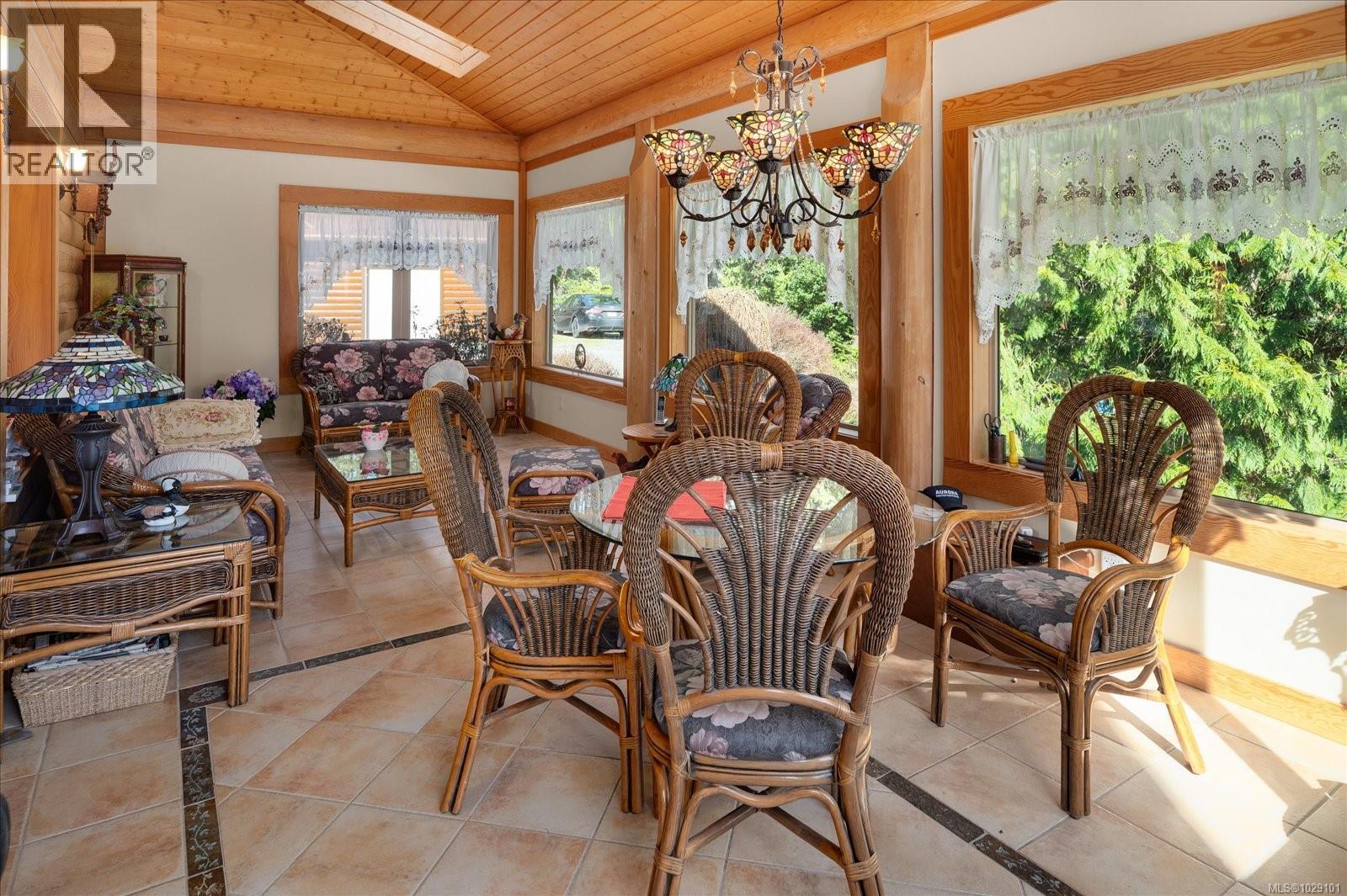 4828 JUDITHS RUN - 17