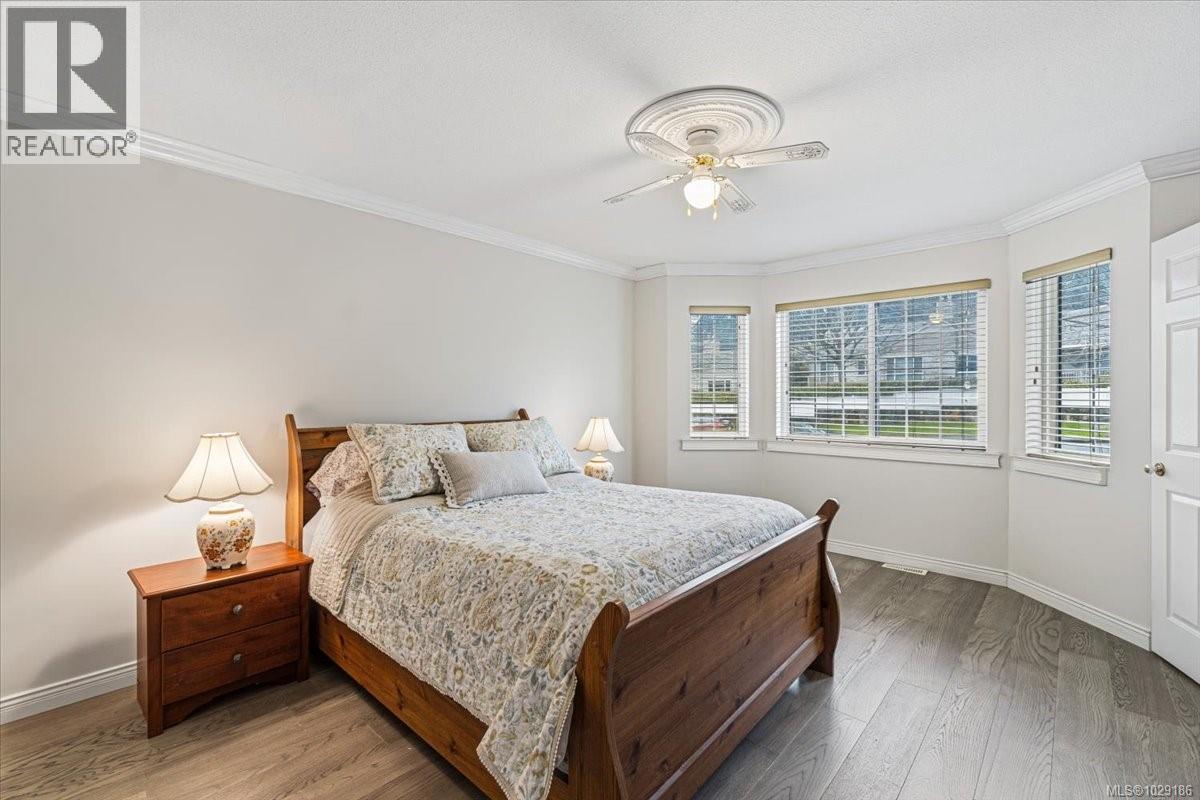 5574 GARIBALDI DR - 19