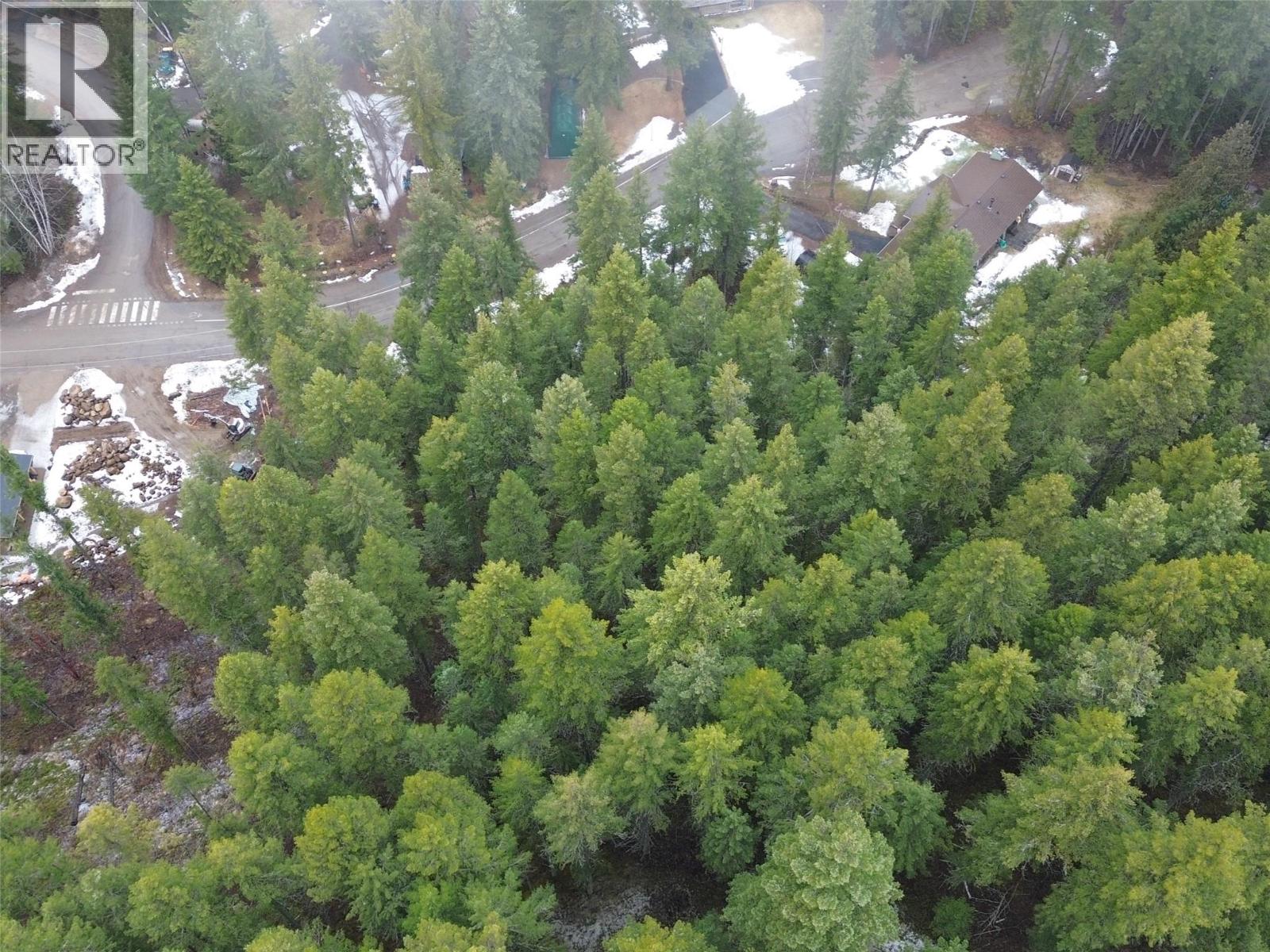 352 Dutch Lake Road, Clearwater