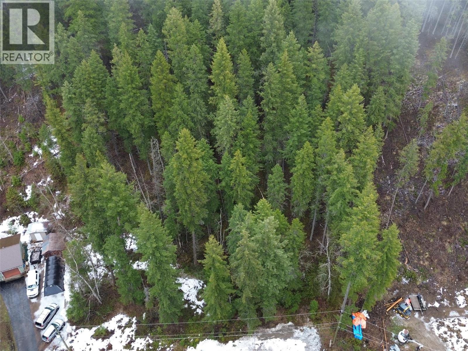 352 Dutch Lake Road, Clearwater