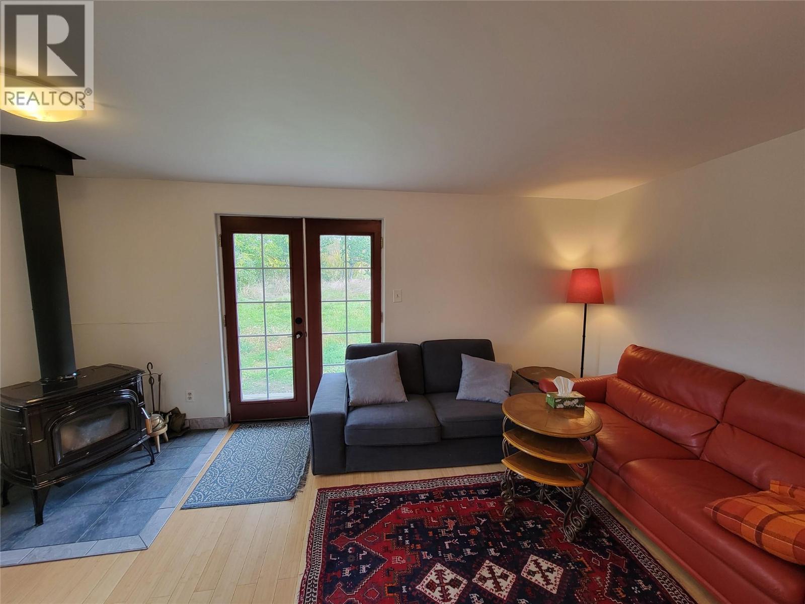 360 VLA Road, Cawston