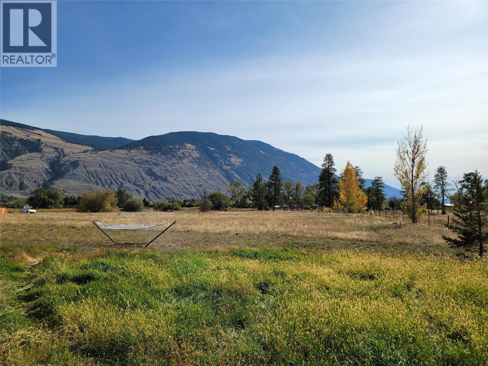 360 VLA Road, Cawston