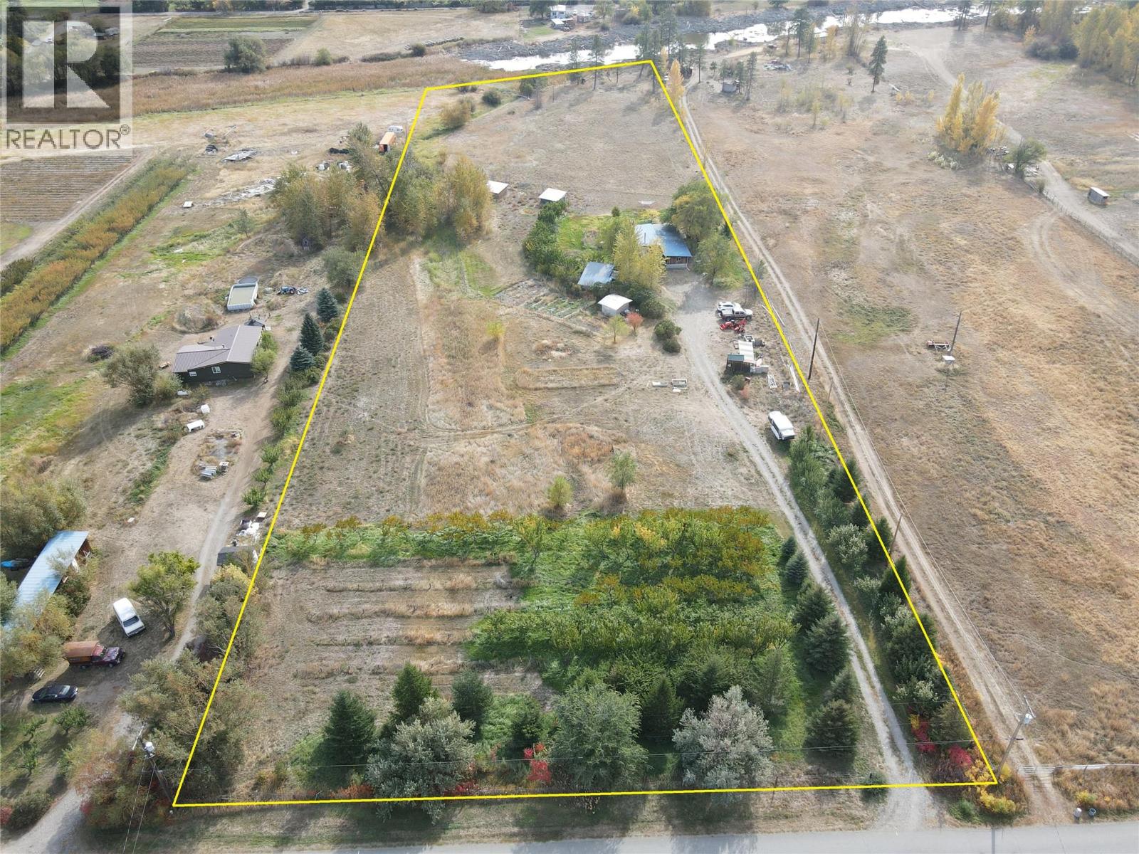  360 VLA Road, Cawston