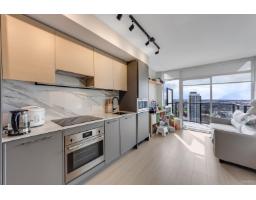 3112 13745 George Junction, Surrey, BC V3T0V8 Photo 6