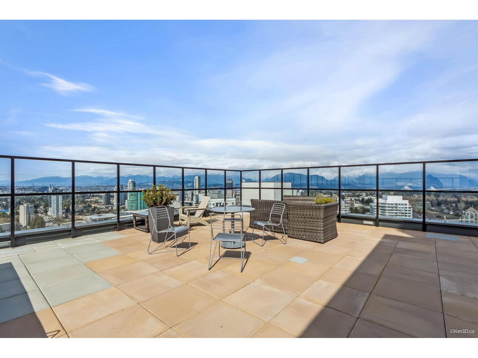 3112 13745 GEORGE JUNCTION, Surrey