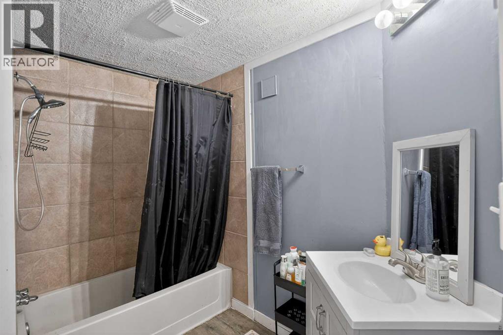 Single Family House Mobile Home for Sale in    Avenue SE Red Carpet Calgary 