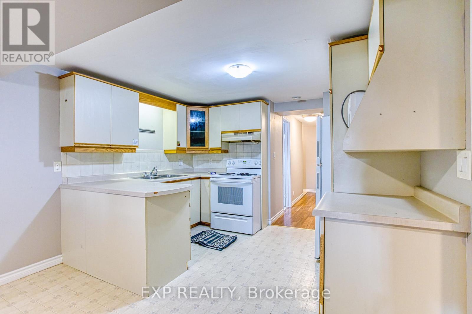 6548 LAGUNA COURT - 20