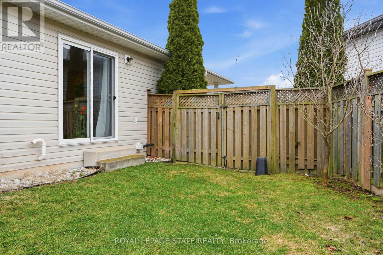 66 GOLDEN ACRES DRIVE, West Lincoln (Smithville), Ontario
