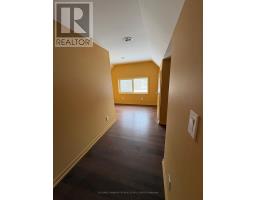 23 Bolton Avenue, Newmarket, ON L3Y2X3 Photo 17