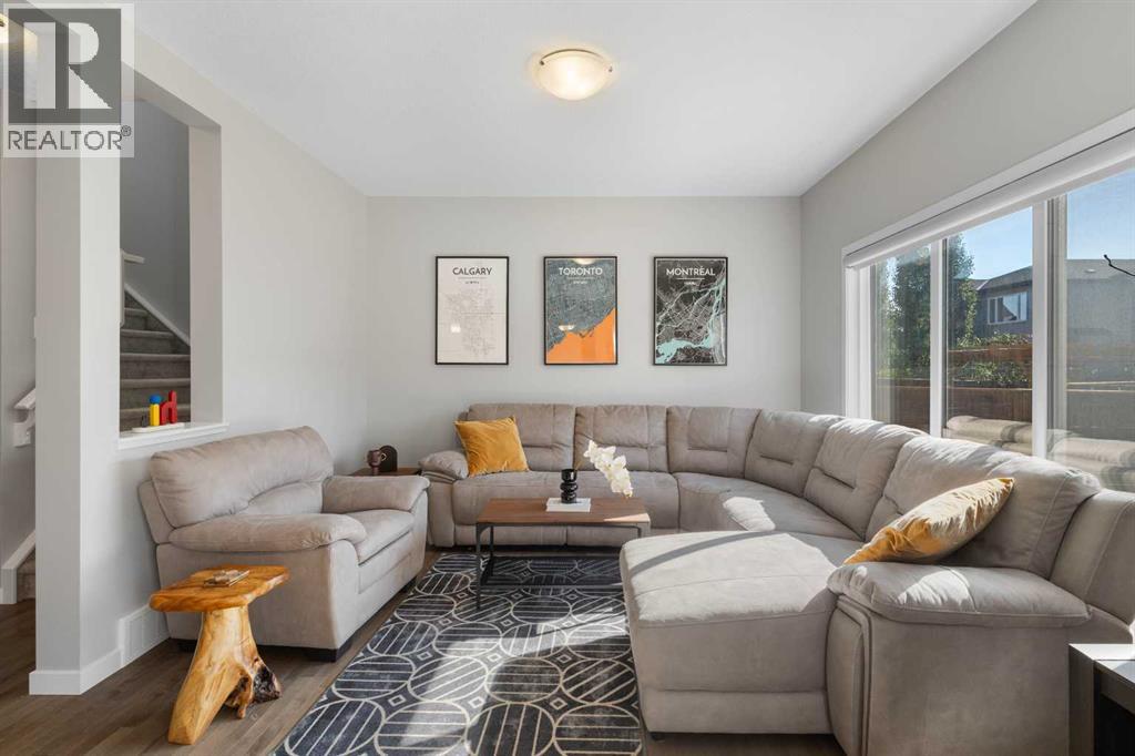 Single Family House for Sale in  Walcrest Way SE Walden Calgary 