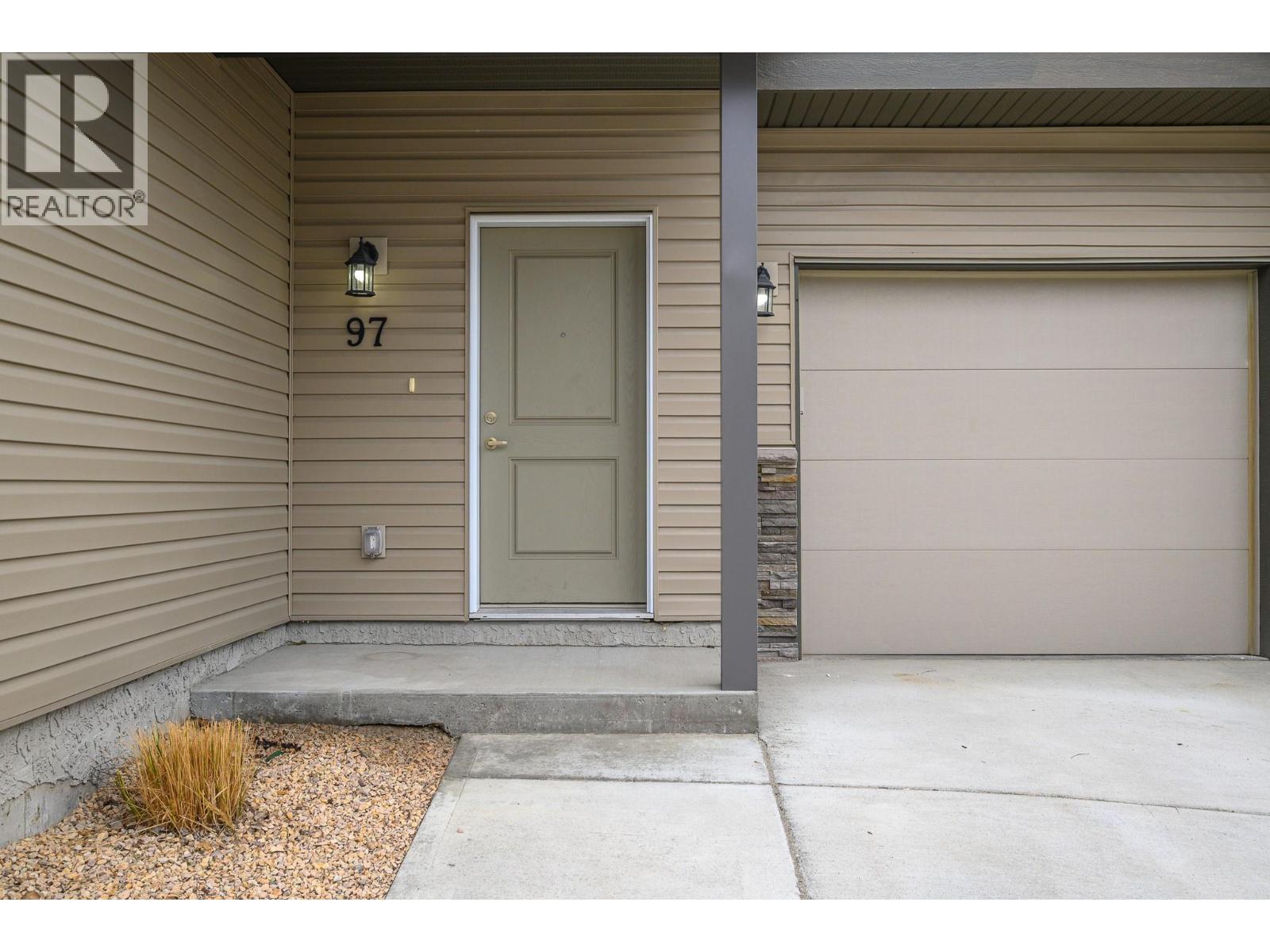 933 Mt Robson Place Unit# 97, Vernon